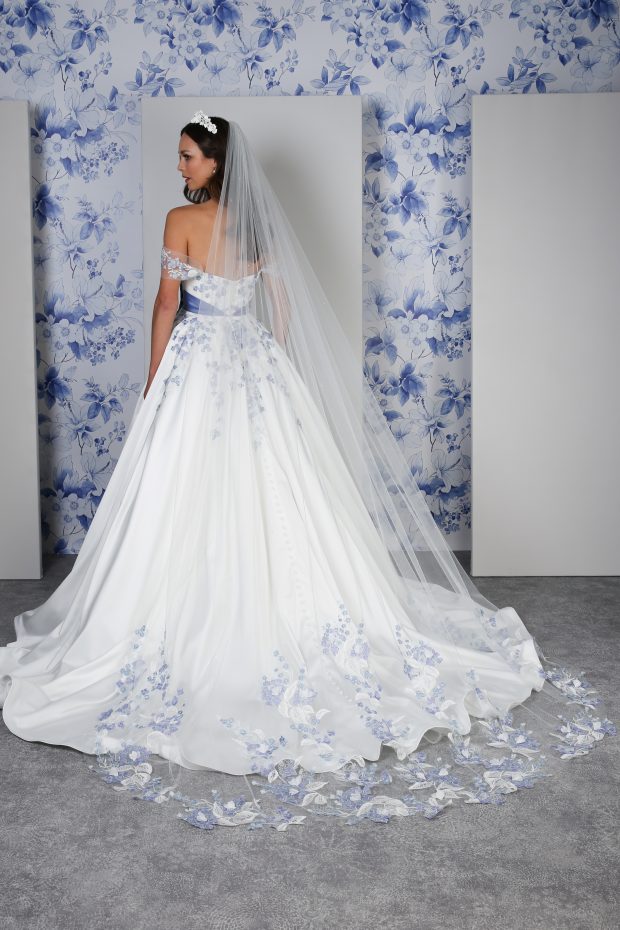 Flower Veil Wedding Dress Marcia, Italian Collection Flower Lace