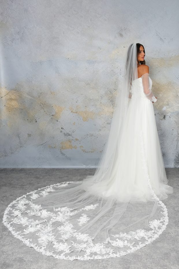 Lace Veils Richard Designs